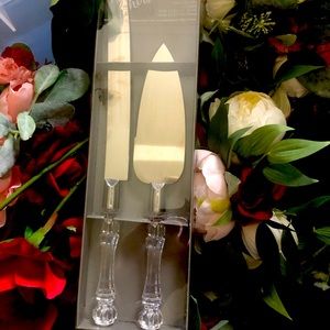 Wedding cake knife set & bride/groom glasses
